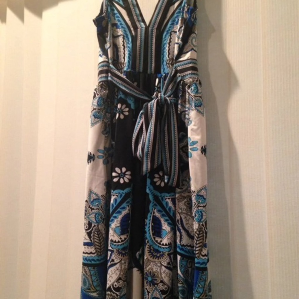 New York and Company Dress 👗 - Picture 6 of 8